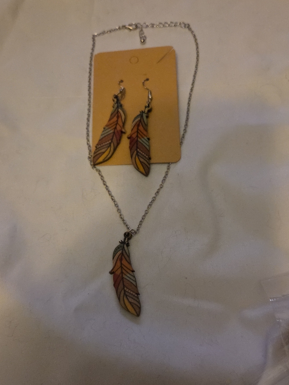 Boho Feather Pendant Necklace and Earring Set - Multicolor